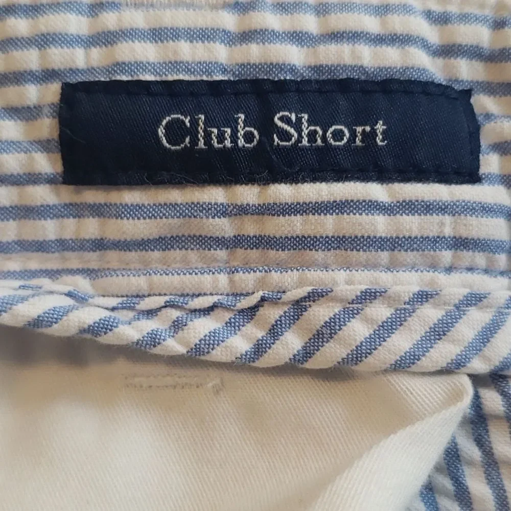 Vineyard Vines classic seersucker